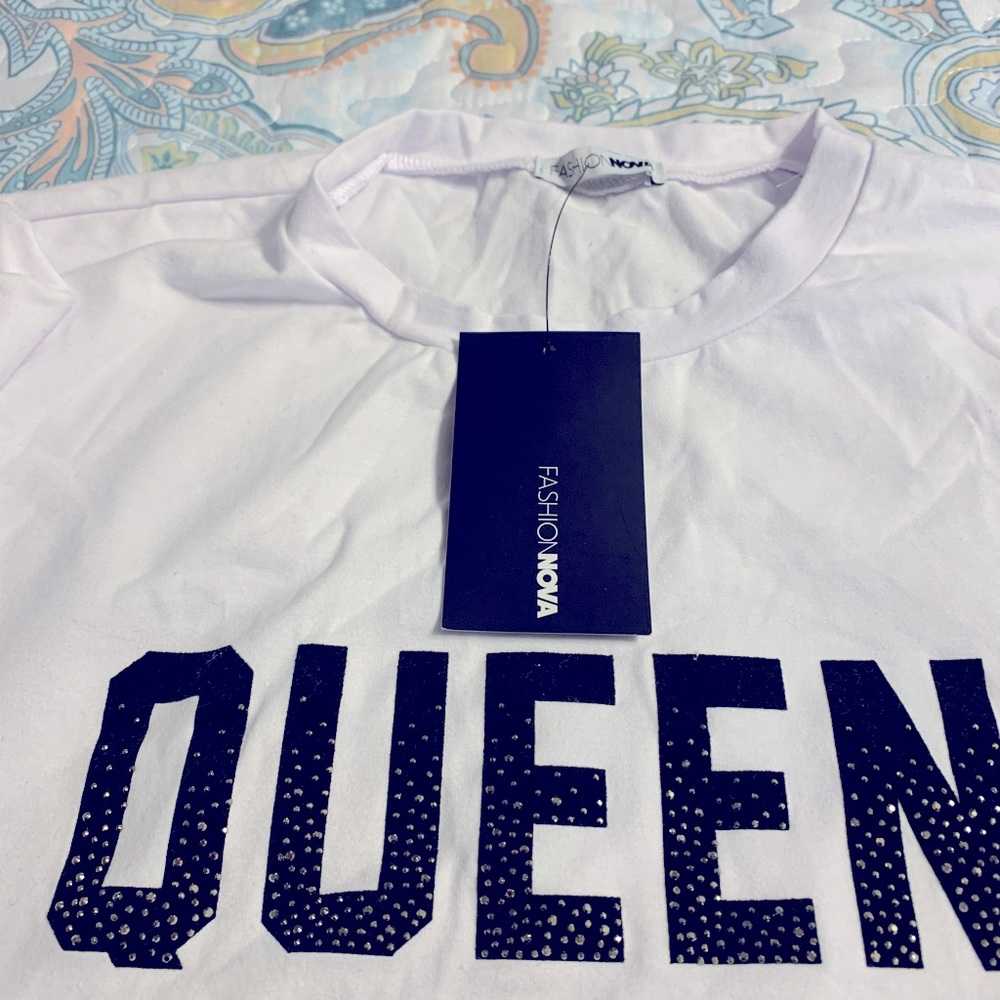 Long white  dress to wear with jeans with spilts on the side size xs new